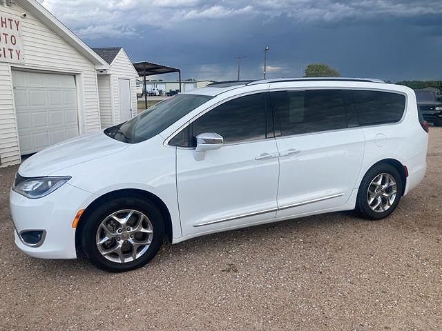 2019 CHRYSLER Pacifica