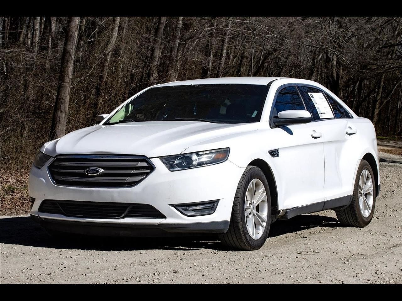 2015 FORD Taurus