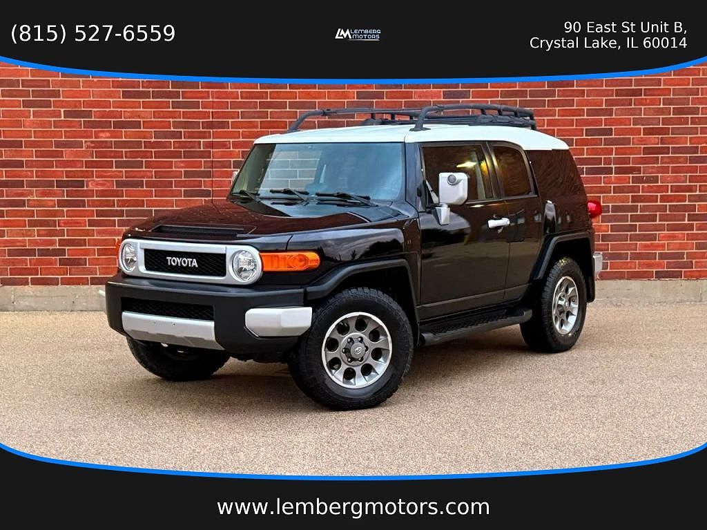 2013 TOYOTA FJ Cruiser