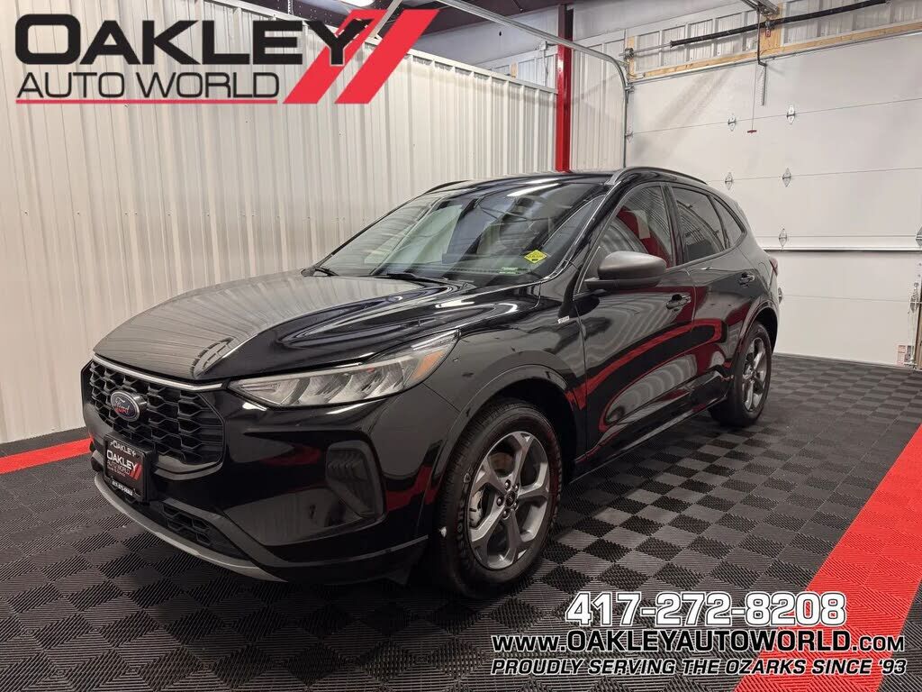 2024 FORD Escape