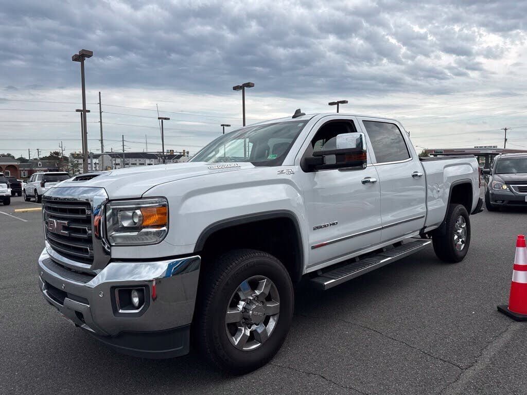 2018 GMC Sierra