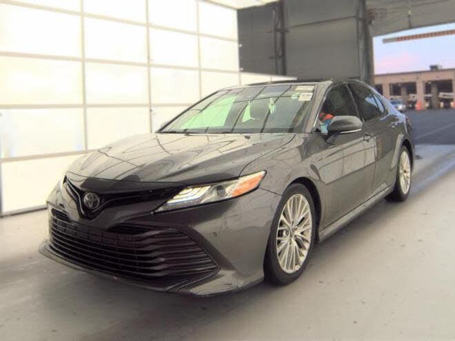 2018 TOYOTA Camry