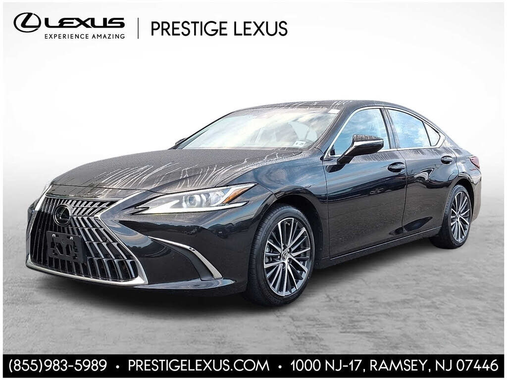 2024 LEXUS ES