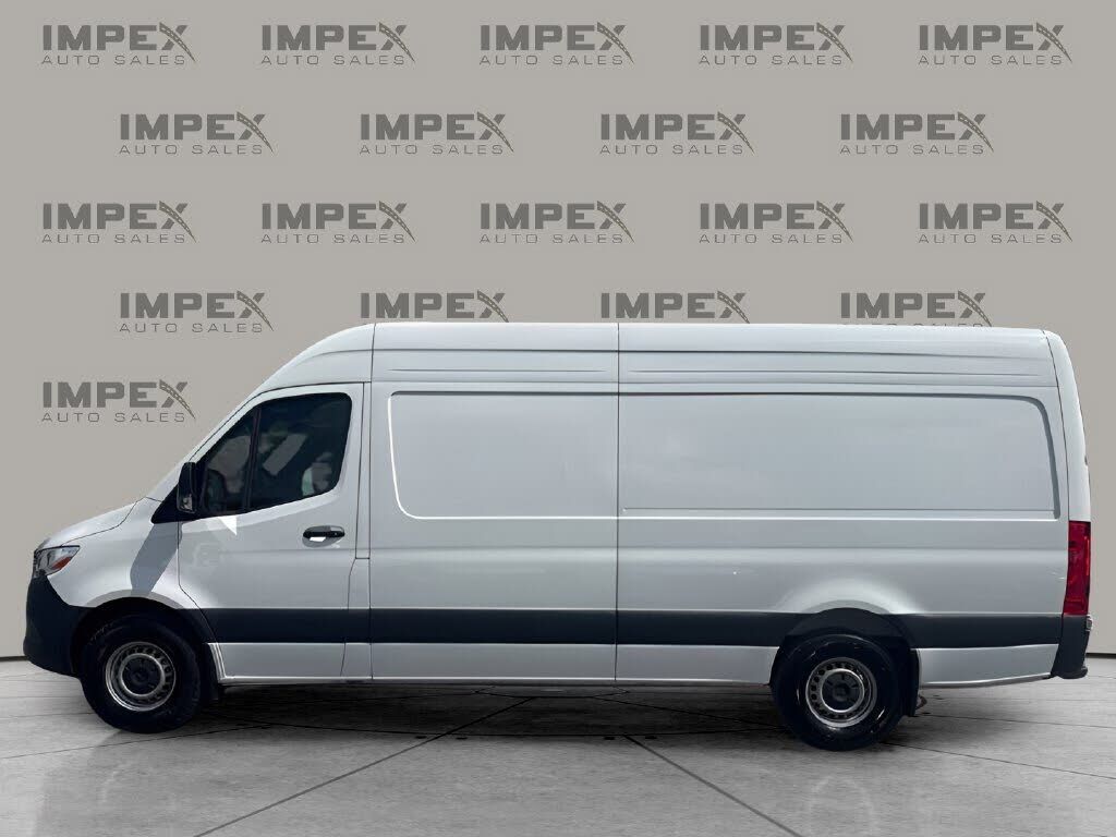 2025 Mercedes-Benz Sprinter