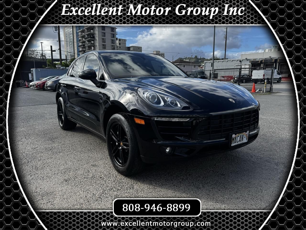 2015 PORSCHE Macan