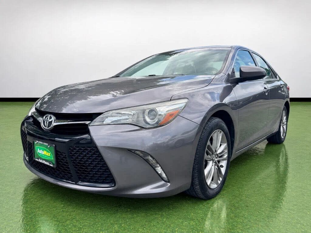 2017 TOYOTA Camry