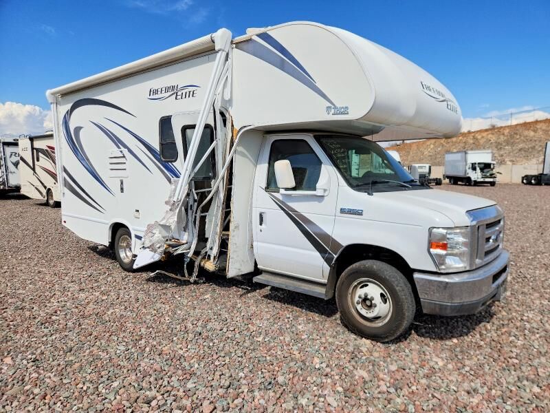 2017 FORD E-350