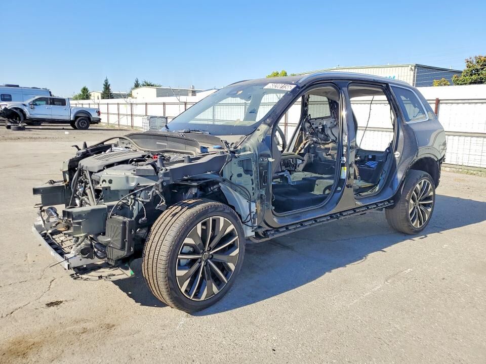2026 VOLVO XC90