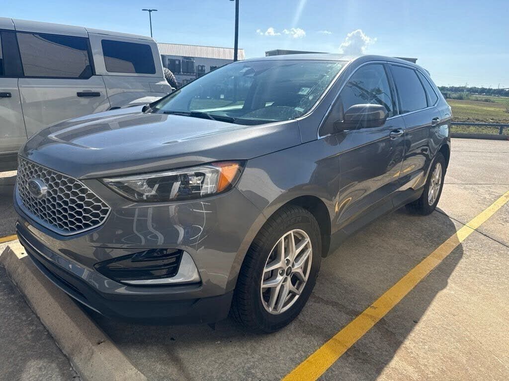 2024 FORD Edge