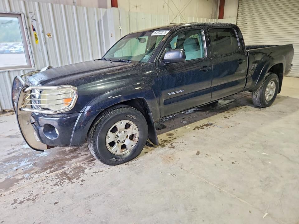 2010 TOYOTA Tacoma