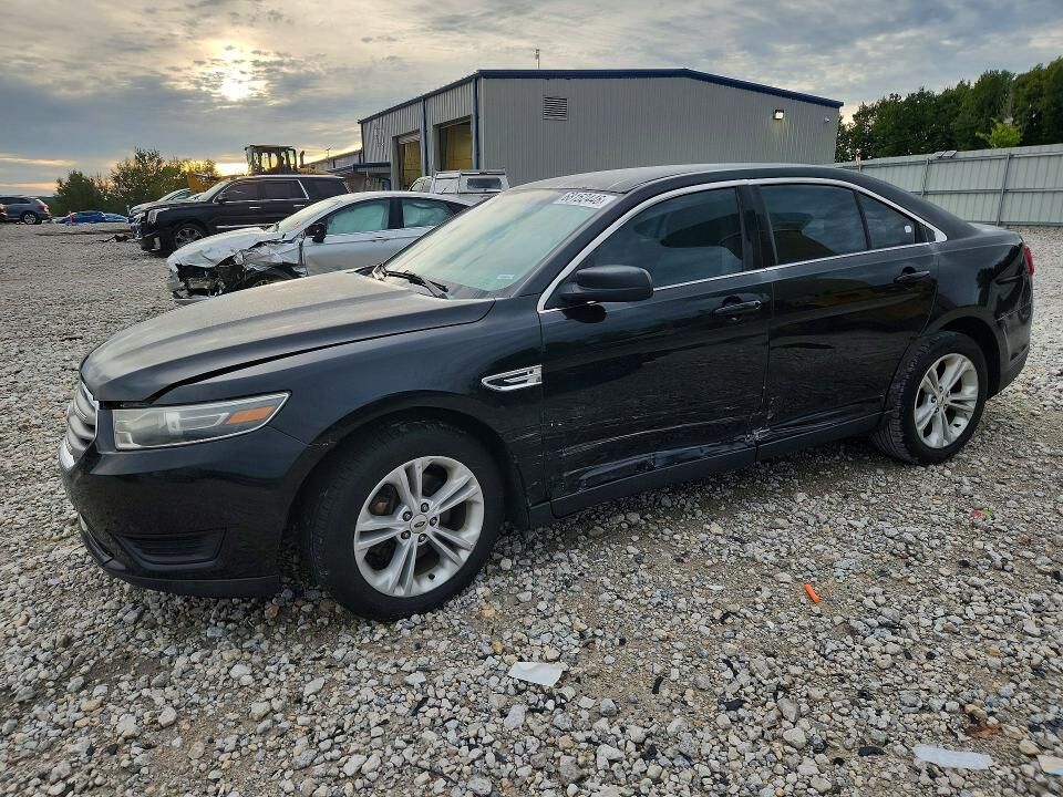 2015 FORD Taurus