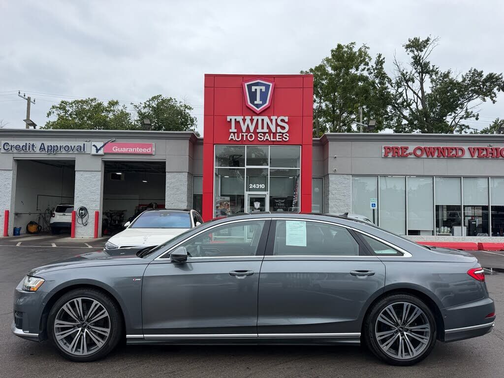 2021 AUDI A8