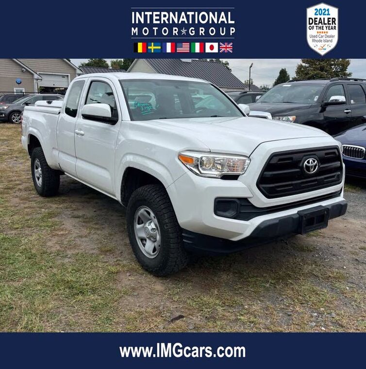 2017 TOYOTA Tacoma