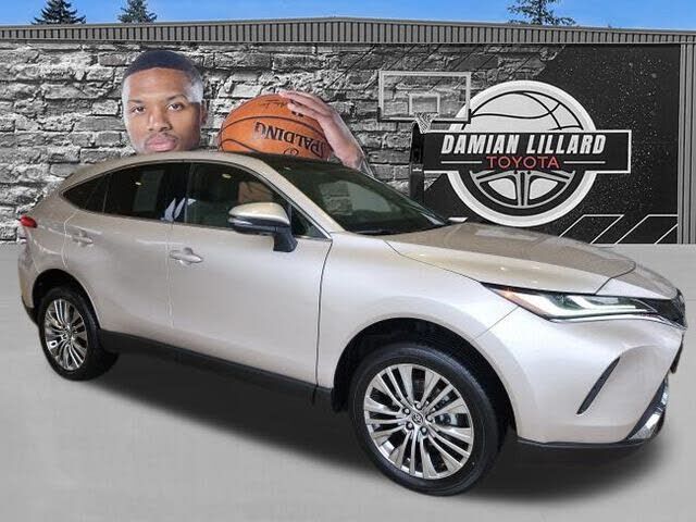 2022 TOYOTA Venza