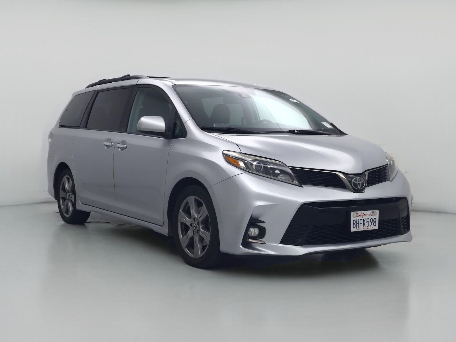 2019 TOYOTA Sienna