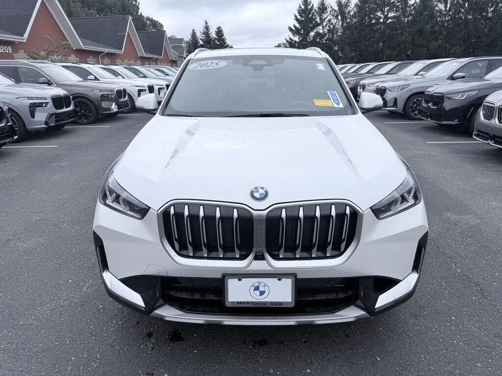 2025 BMW X1