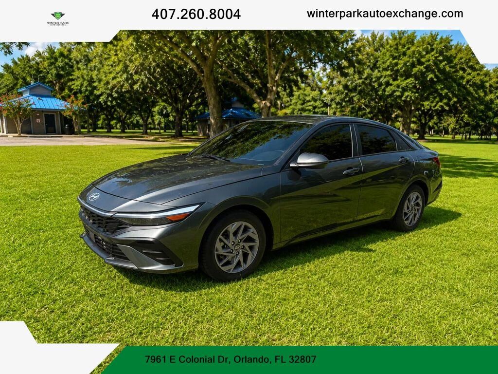 2024 HYUNDAI Elantra
