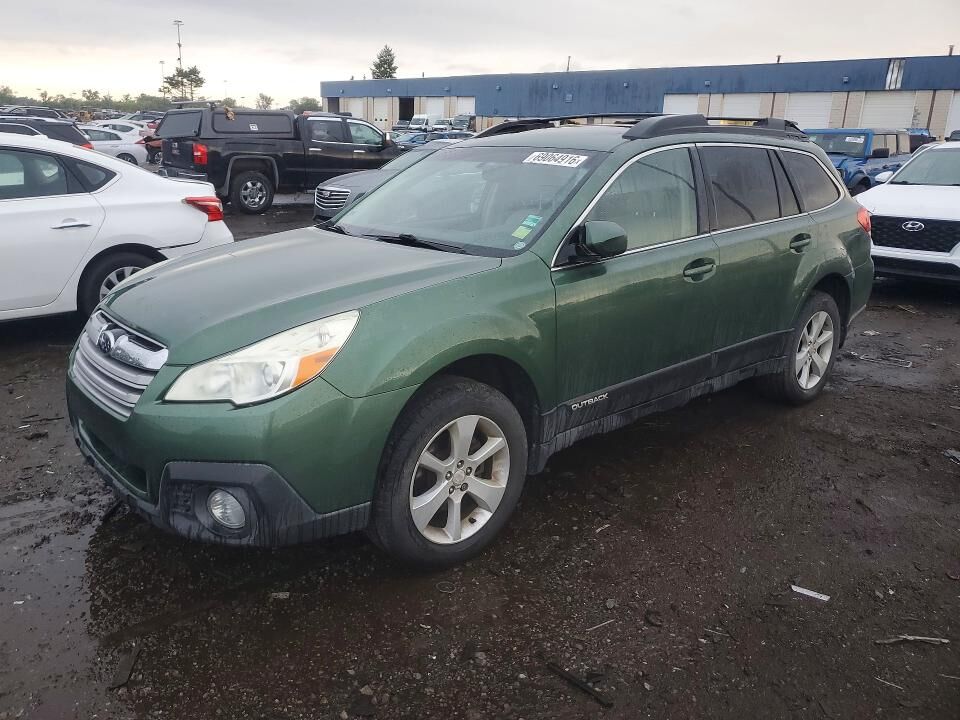 2014 SUBARU Outback