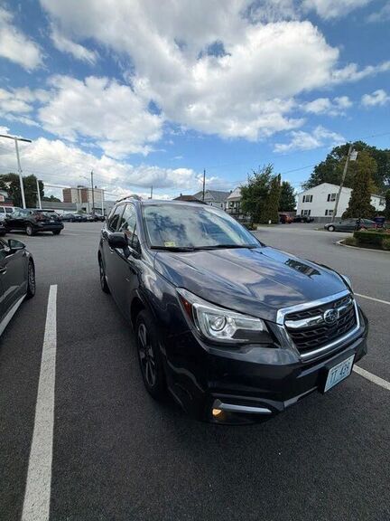 2017 SUBARU Forester