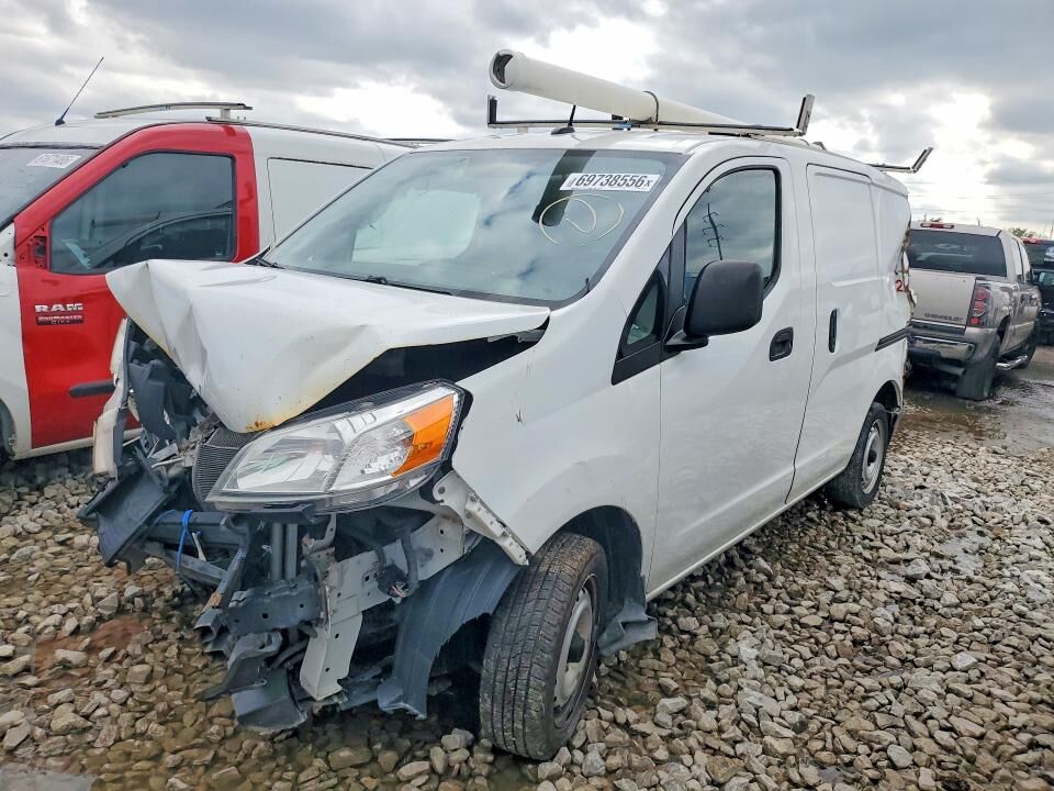 2020 NISSAN NV200
