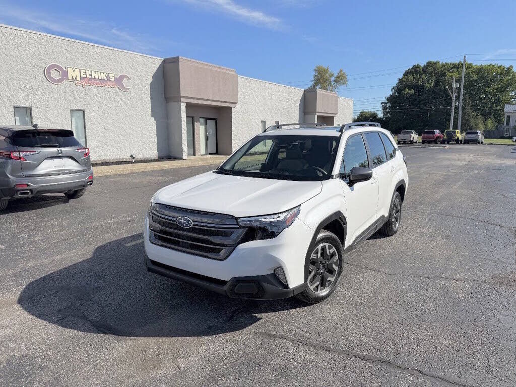 2025 SUBARU Forester