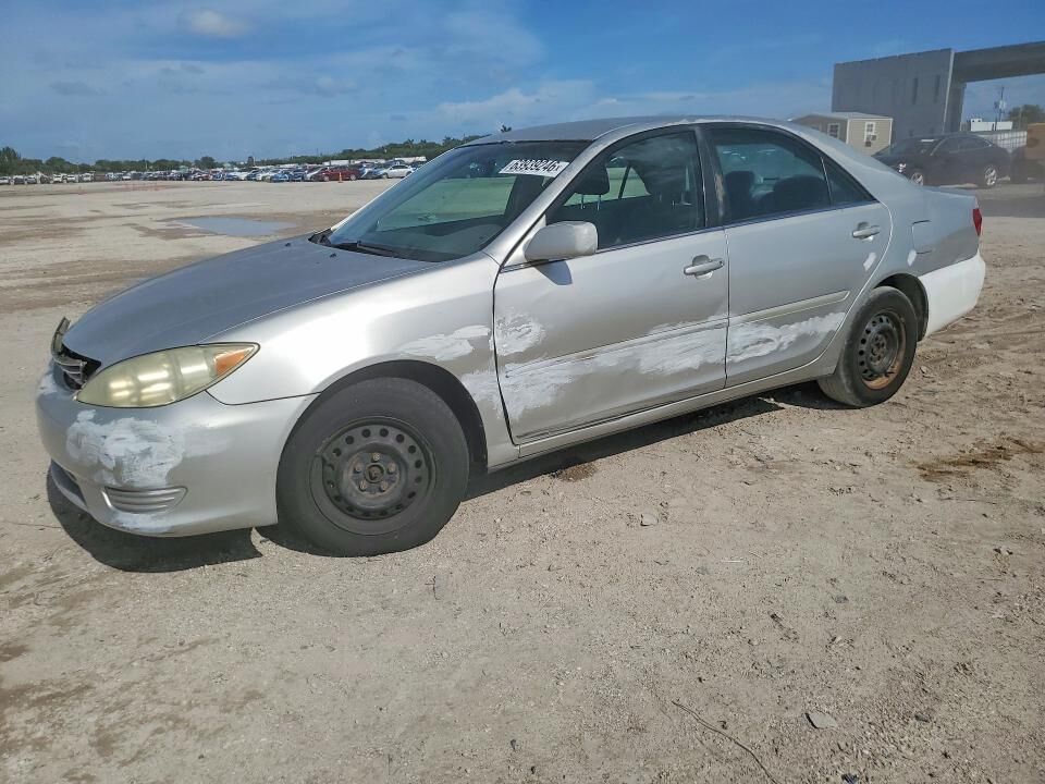 2005 TOYOTA Camry