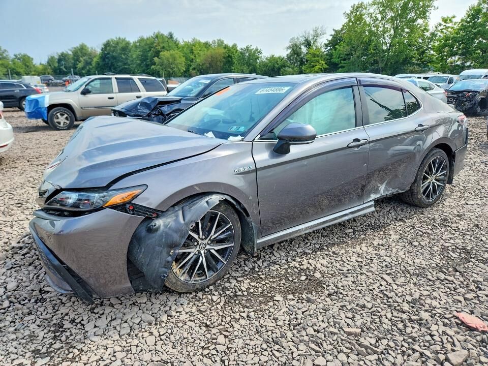 2021 TOYOTA Camry