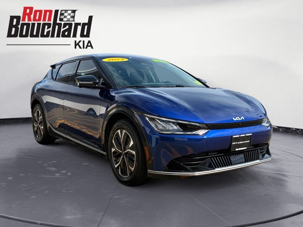 2023 KIA EV6