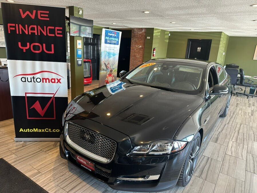 2019 JAGUAR XJ