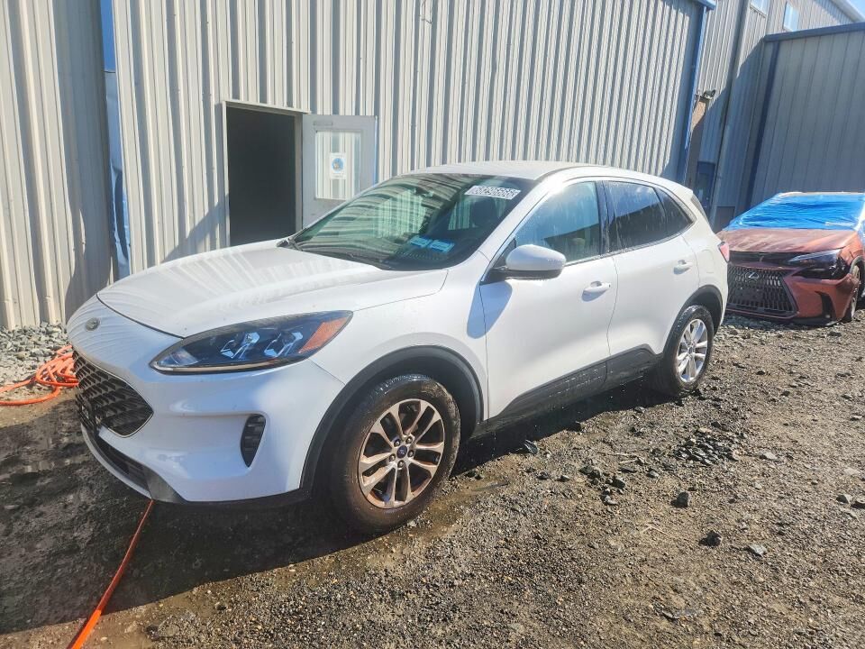 2021 FORD Escape