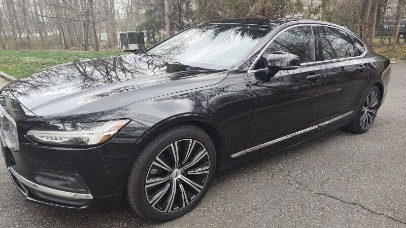 2024 VOLVO S90