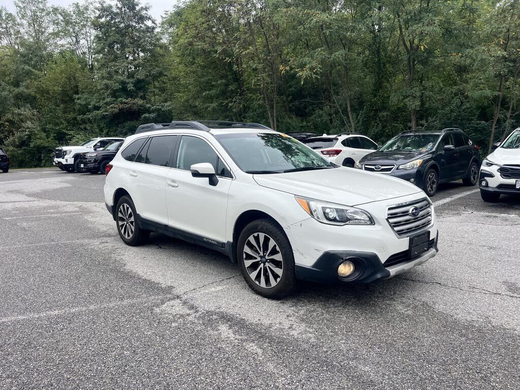 2017 SUBARU Outback