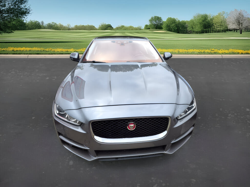 2017 JAGUAR XE