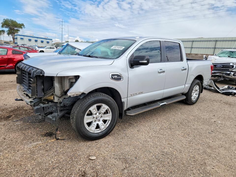 2017 NISSAN Titan
