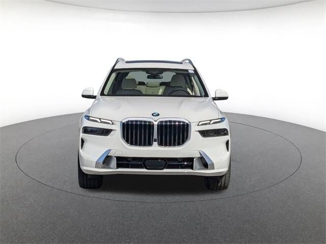 2025 BMW X7