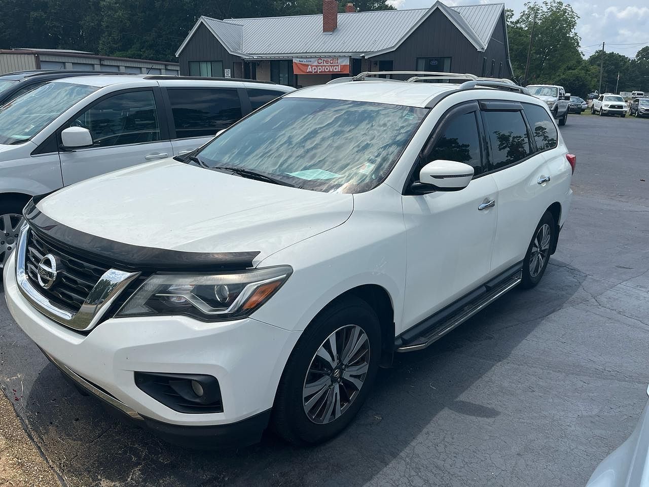 2017 NISSAN Pathfinder