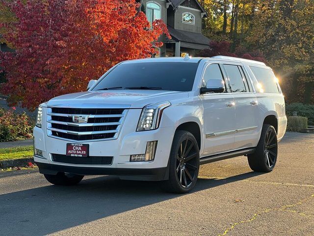 2018 CADILLAC Escalade ESV