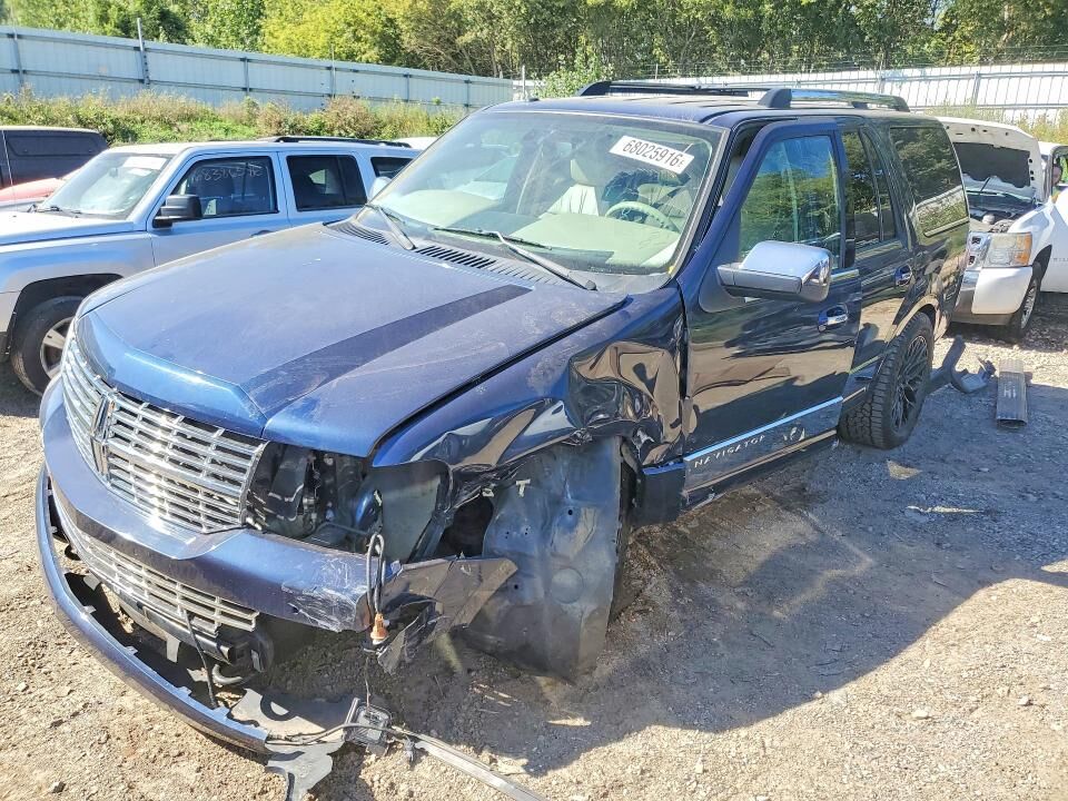 2013 LINCOLN Navigator