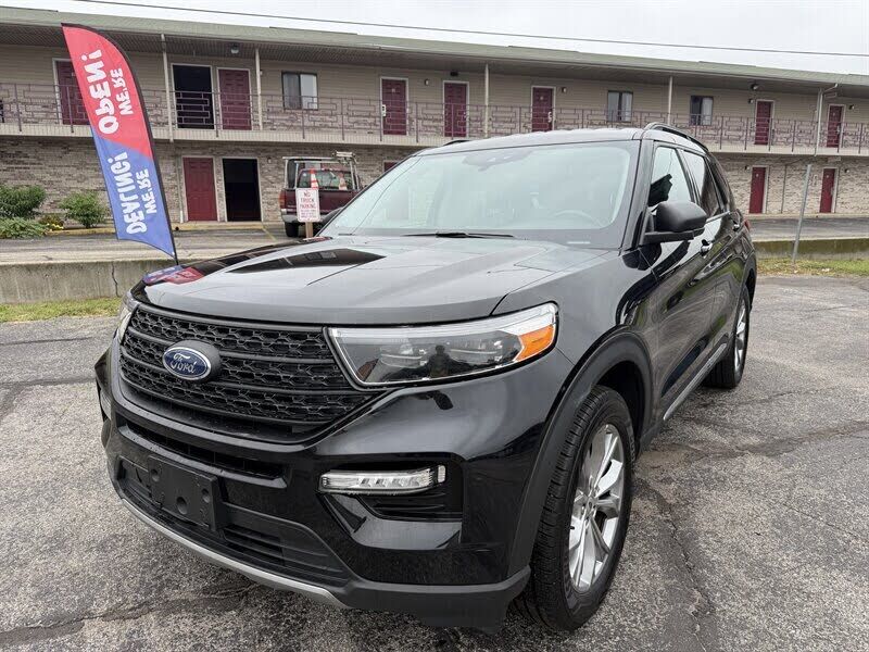 2023 FORD Explorer