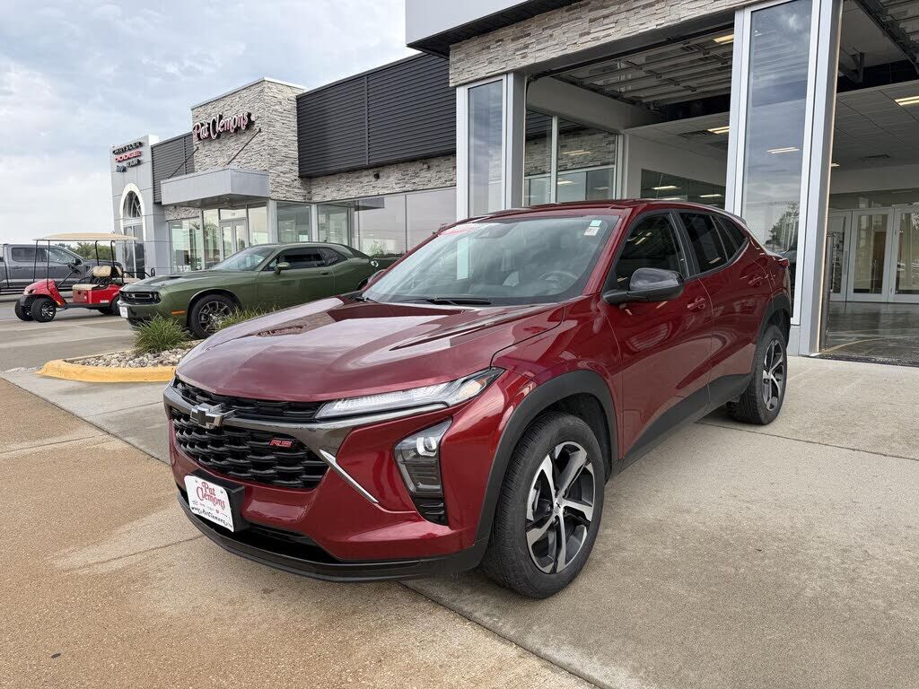2024 CHEVROLET Trax