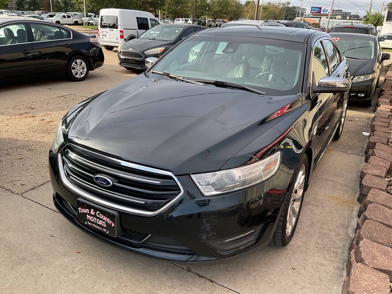 2014 FORD Taurus