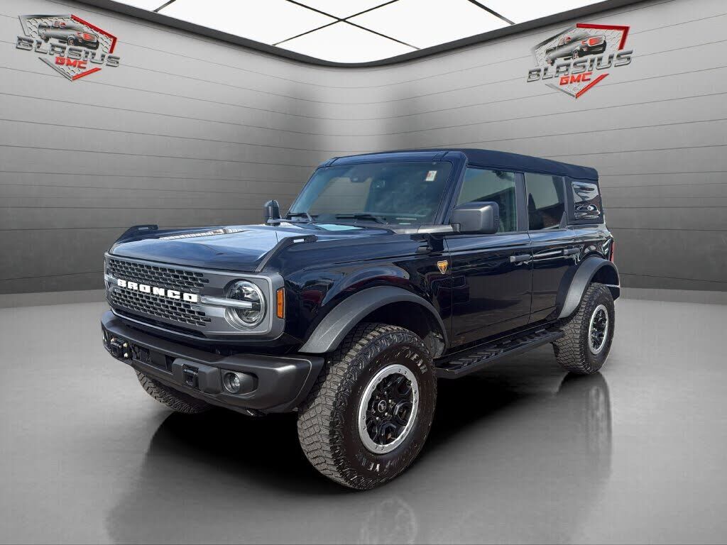 2023 FORD Bronco