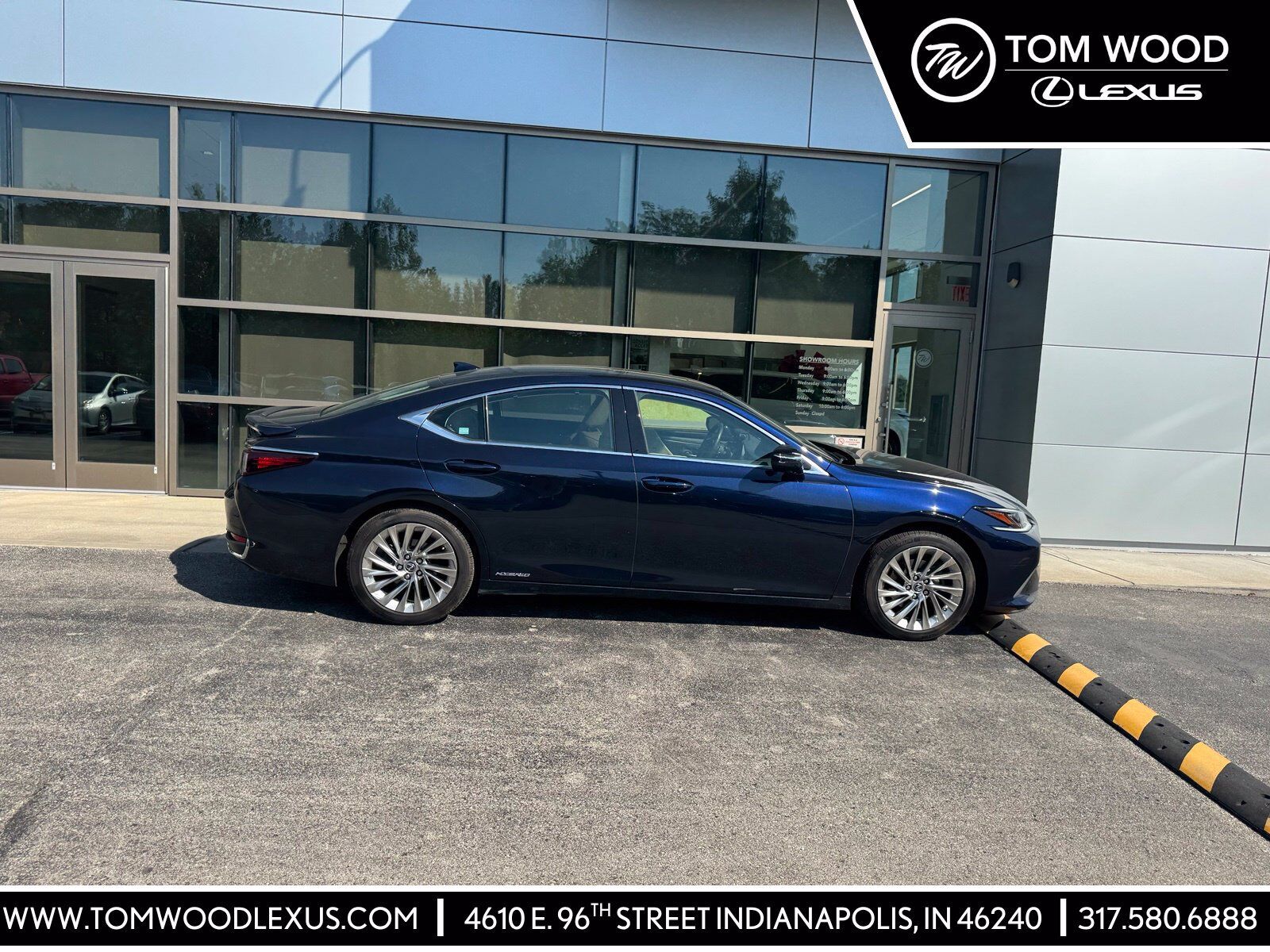 2021 LEXUS ES