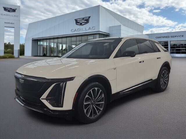 2024 CADILLAC Lyriq