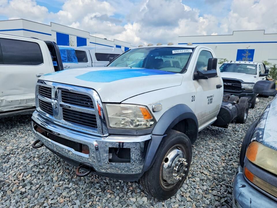 2012 DODGE Ram