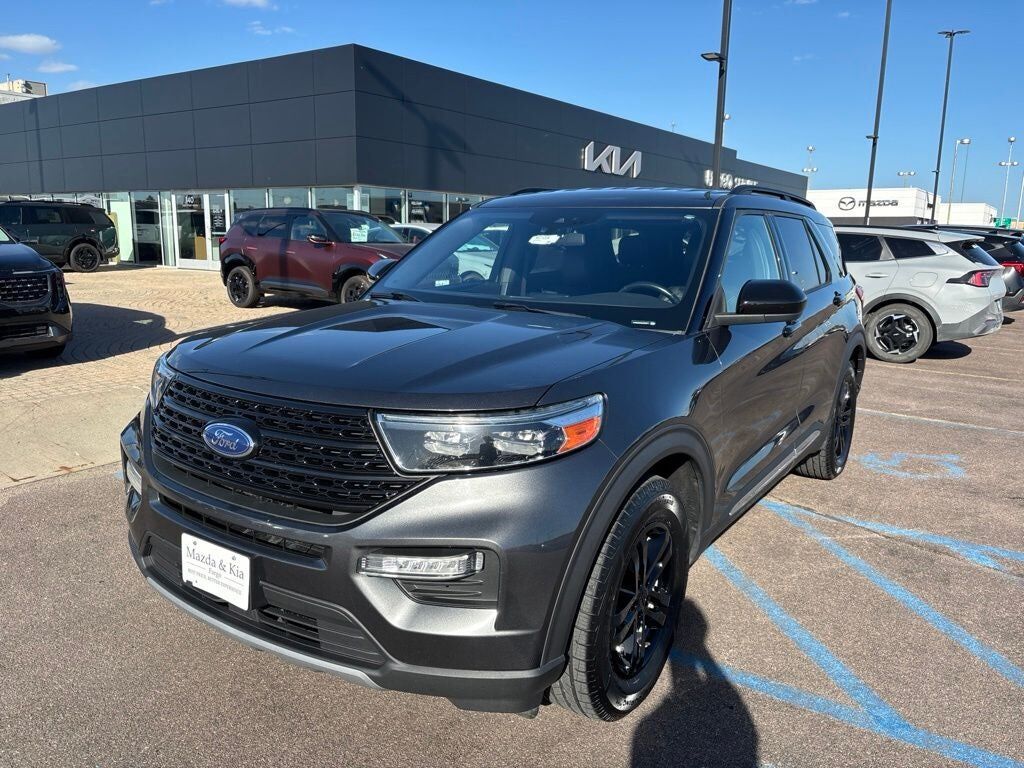 2020 FORD Explorer