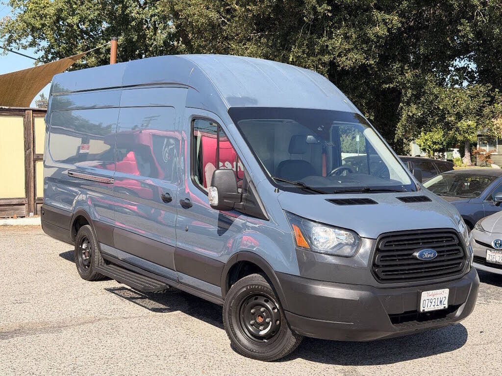 2019 FORD Transit