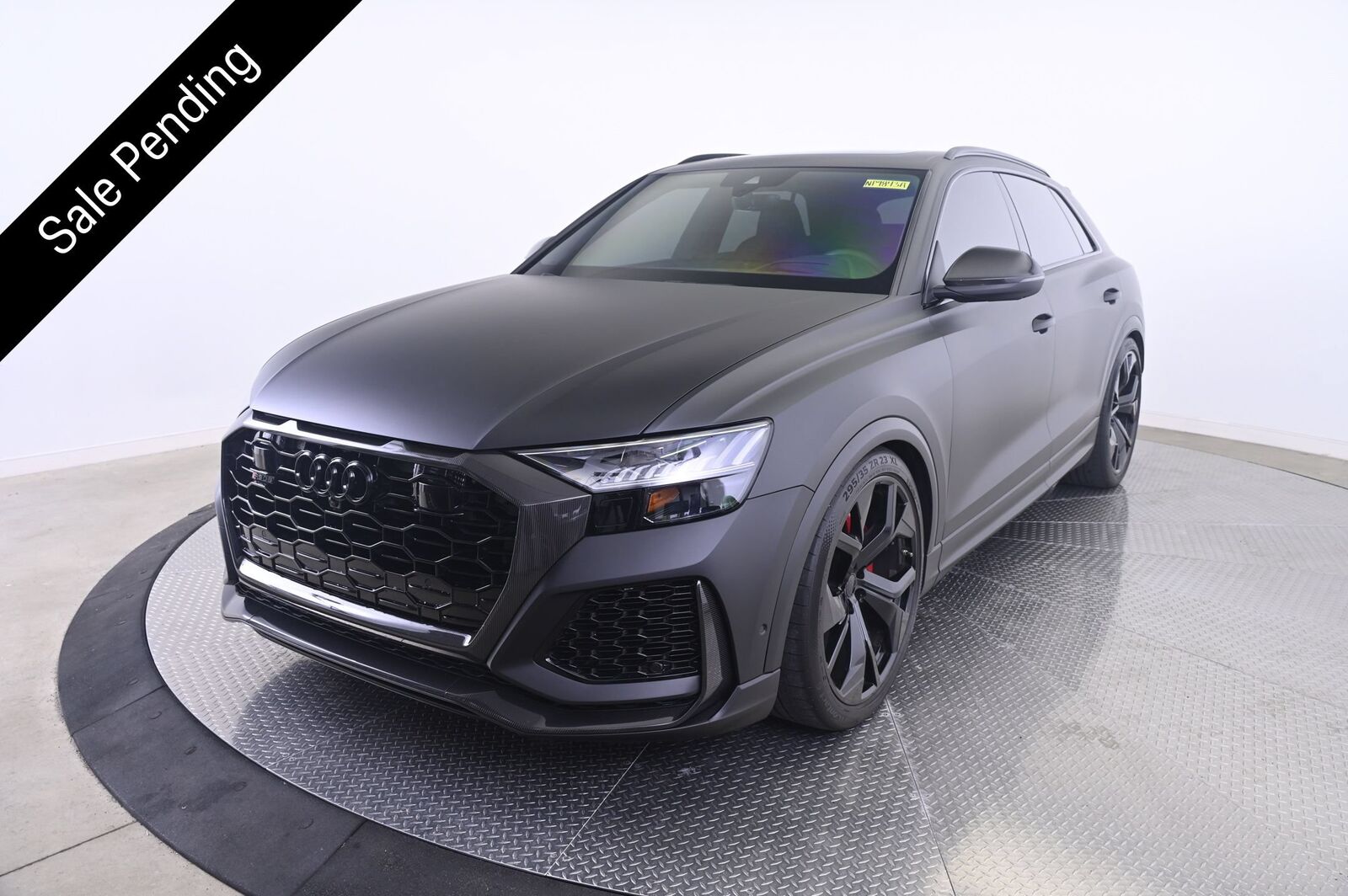 2021 AUDI RS Q8
