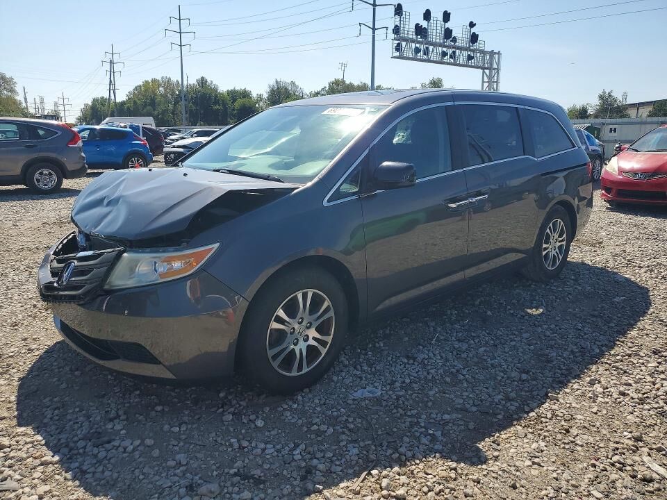 2013 HONDA Odyssey