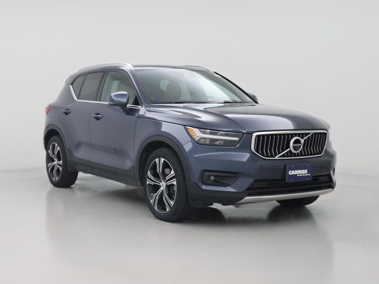 2020 VOLVO XC40